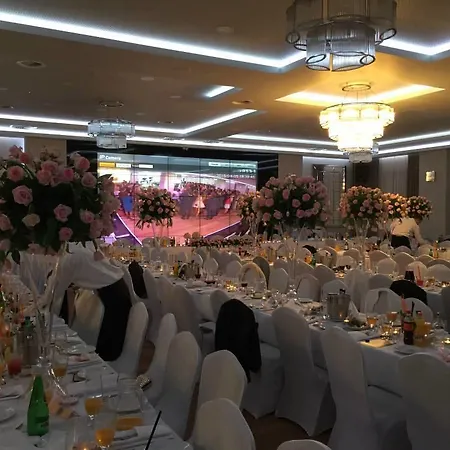 Hotel Karo